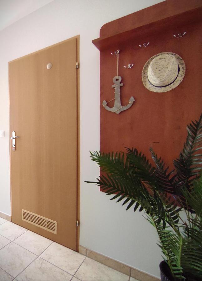 Lago Apartamenty I Pokoje Леба Екстериор снимка