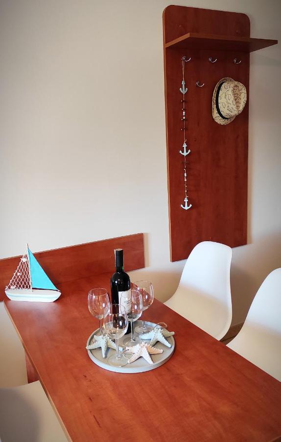 Lago Apartamenty I Pokoje Леба Екстериор снимка